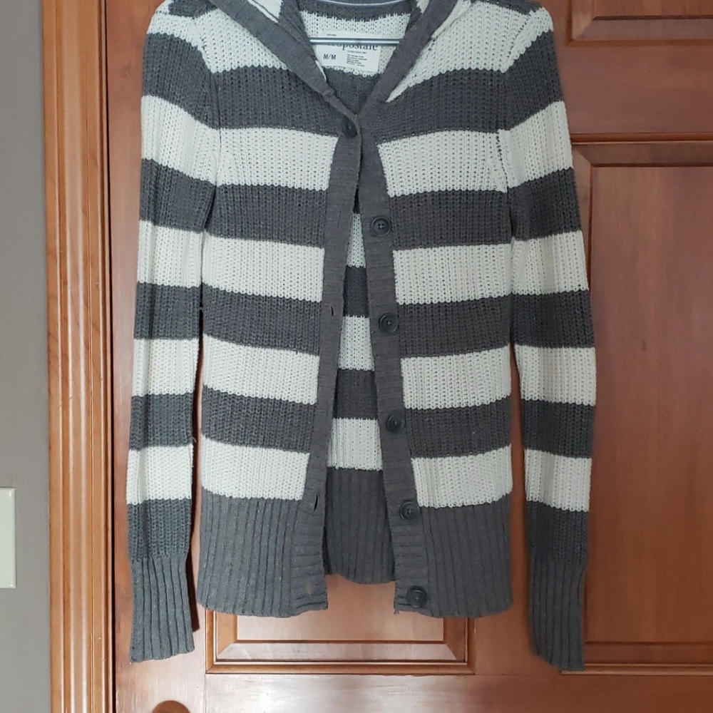 Aeropostale button up sweater